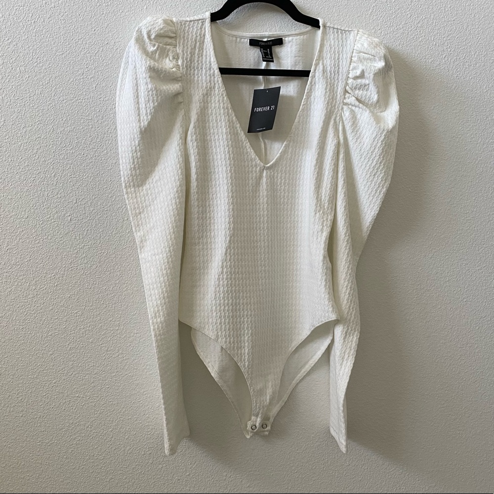 FOREVER 21 Statement bodysuit